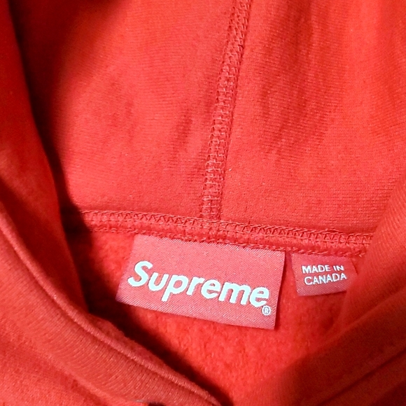 Supreme Hooded Sweatshirt in mens size XL. New Condition worn 1 time - Picture 4 of 6